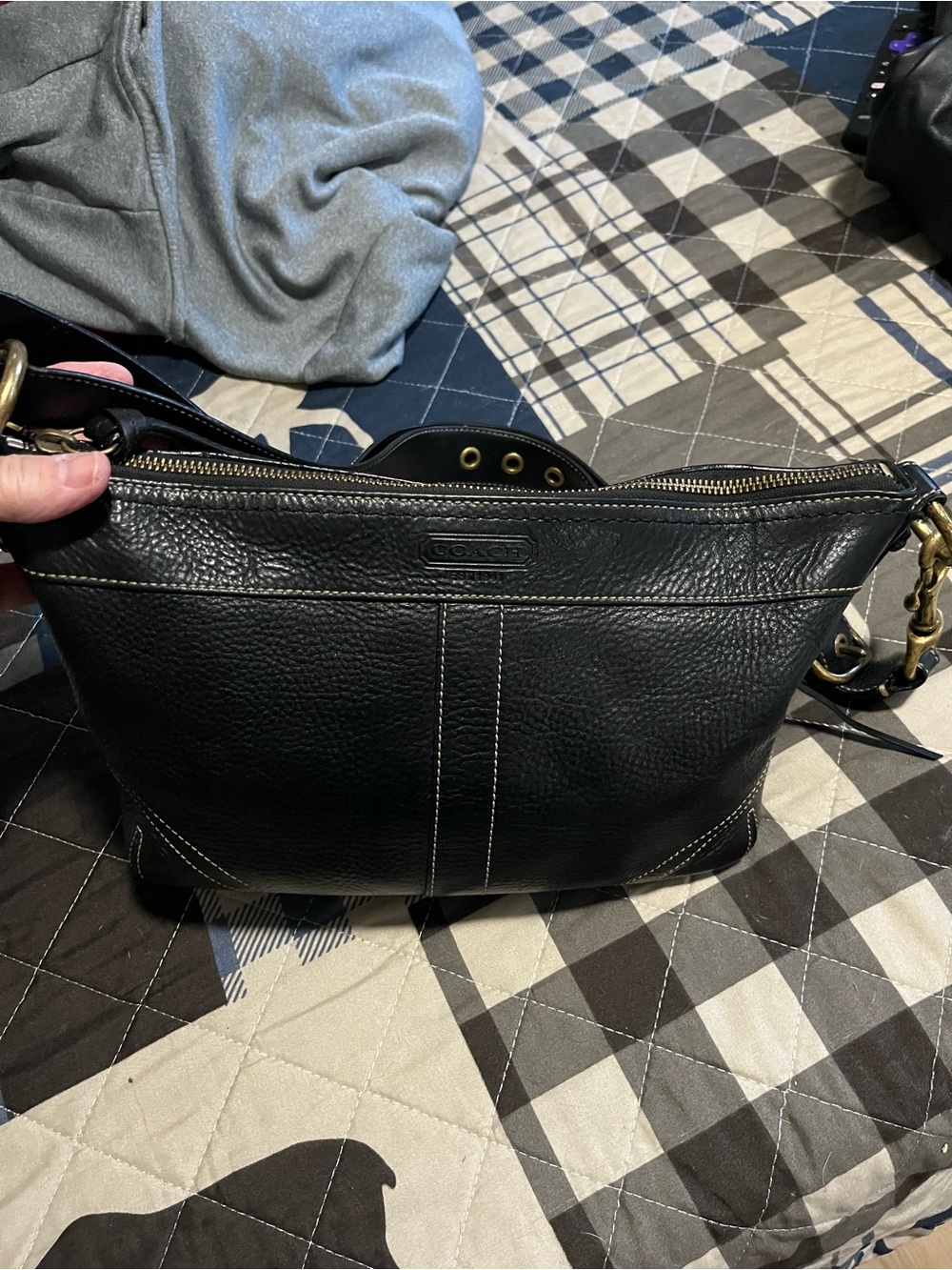 EUC VINTAGE COACH PEBBLED LEATHER CROSSBODY R HOBO 13x9